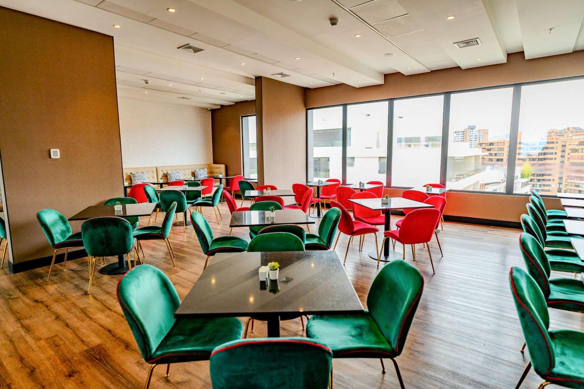 Hampton By Hilton Santiago Las Condes Buitenkant foto